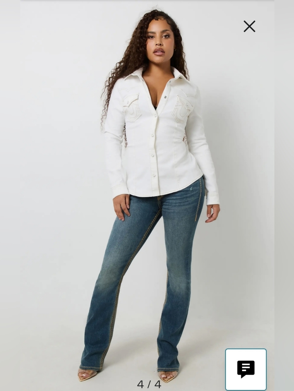 True Religion White Denim Jacket Size M Stretch Western Trucker Jean Jacket Logo